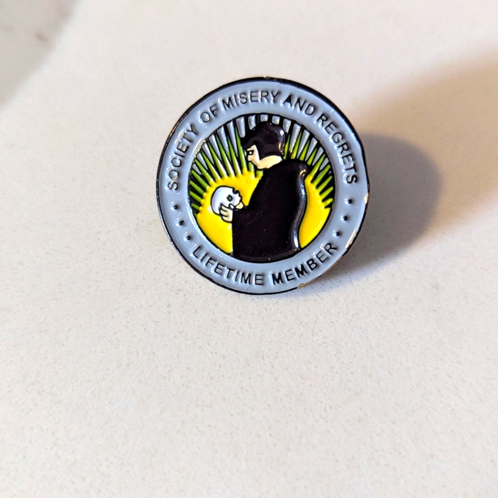 Ball & Chain Pin